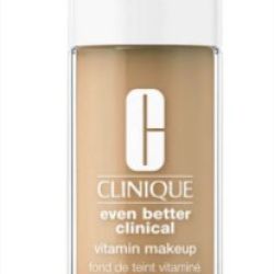 Clinique Vitamin Makeup Lightmedium Cool4