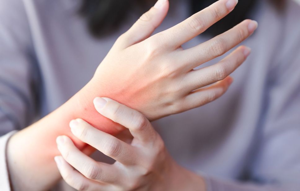 Arthrose ou arthrite : comment faire la différence ?