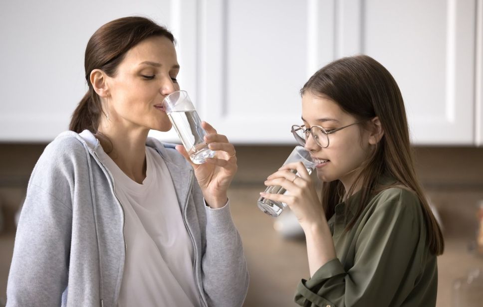 Boire de l’eau : pourquoi c’est essentiel pour votre santé